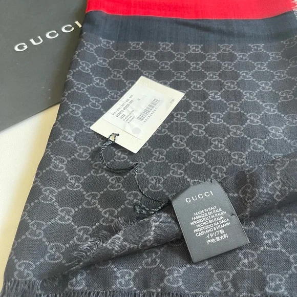 GUCCI GG WEB STOLE - Picture 9 of 10